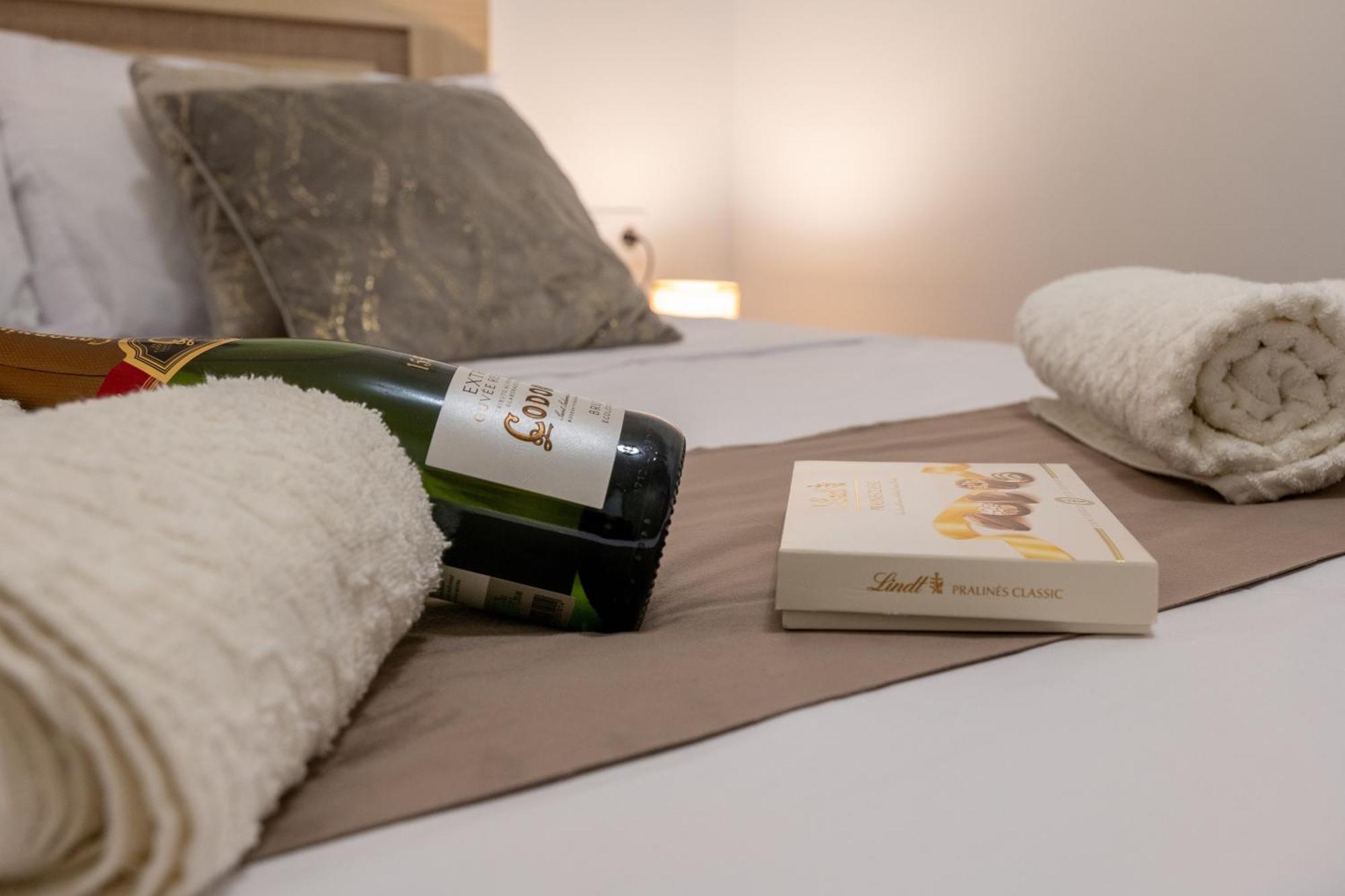 Apartamento Turistico Lux Center Valencie Exteriér fotografie