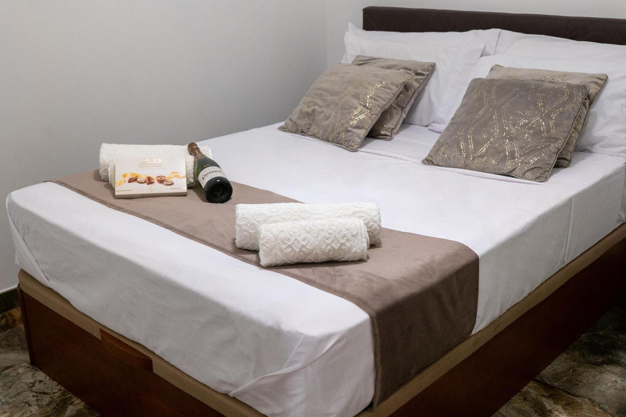Apartamento Turistico Lux Center Valencie Exteriér fotografie